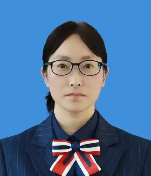 张婷